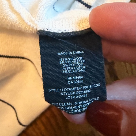 Theory Lotamee P Prosecco Black & White Striped A-Line Skirt Size: Large - Picture 7 of 10